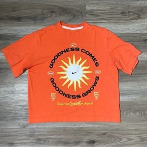 Nike Women’s Recreational Club T Shirt Limited Release Size XS